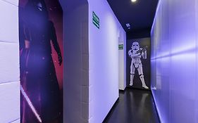 Art Seven Hostel Capsules